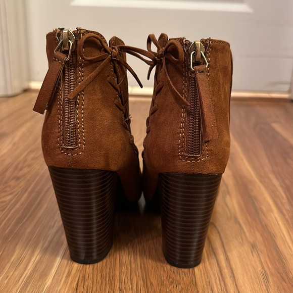 Ana peep toe suede boots size 6.5 - Picture 5 of 8